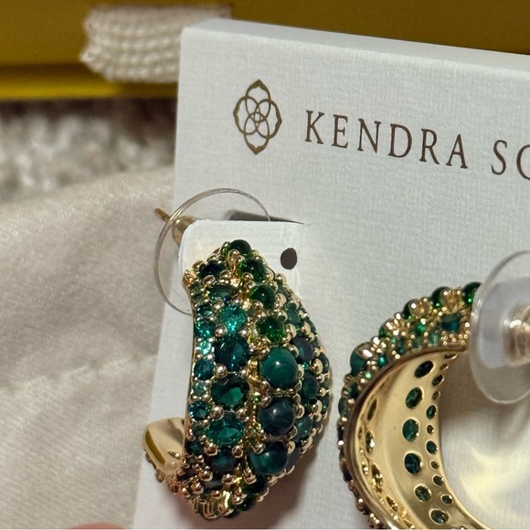 NWT Kendra Scott Krista Gold Hoop Earrings in Green Mix - Picture 5 of 8